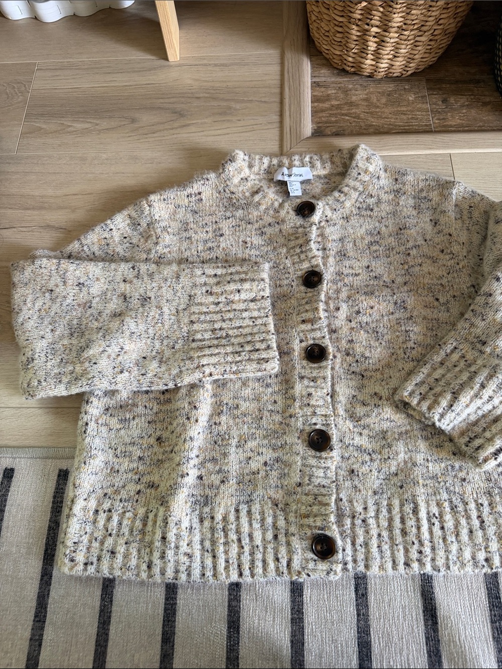 & Other Stories Speckled Cream Button-Up Wool and Alpaca mix Knit Cardigan - Picture 5 of 6